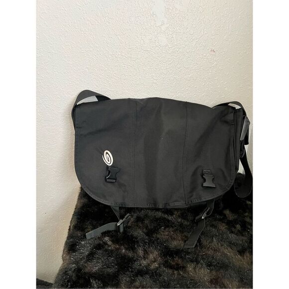 Timbuk2 Bike Messenger Shoulder Crossbody Laptop Computer Commuter Bag Black